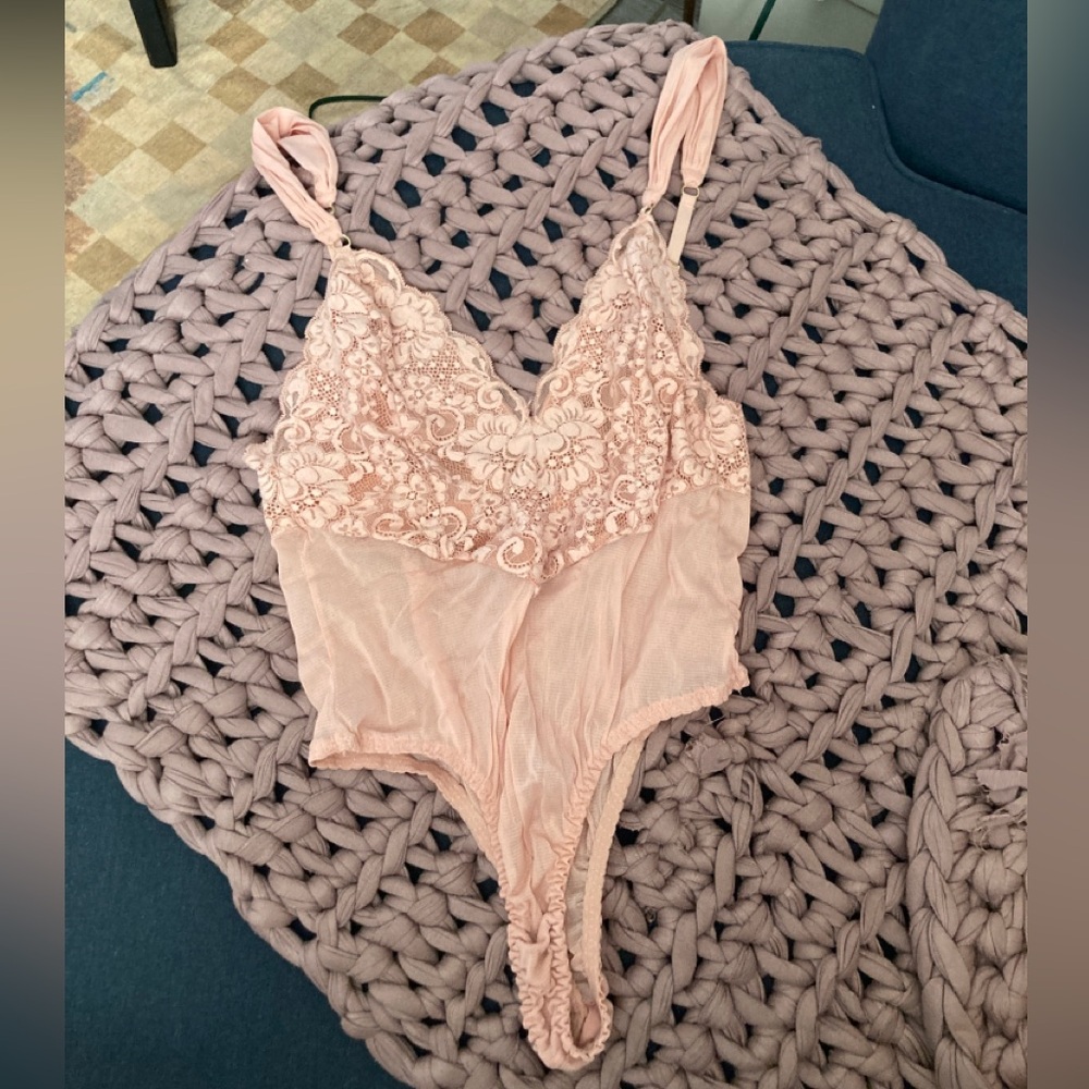 We are HAH lingerie bodysuit L